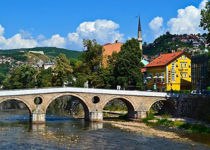 Hotel Latinski Most
